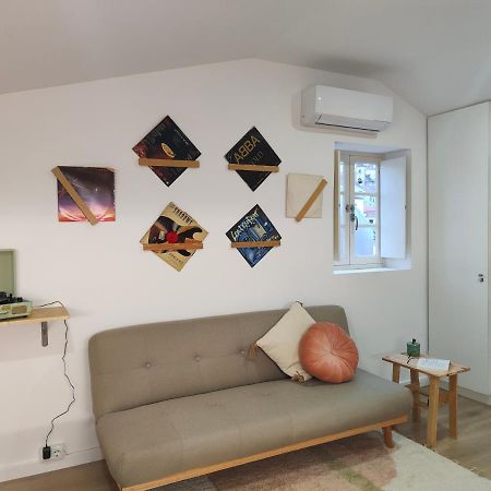 Wood Essence Apartment - Cozy Balcony Coimbra Eksteriør billede